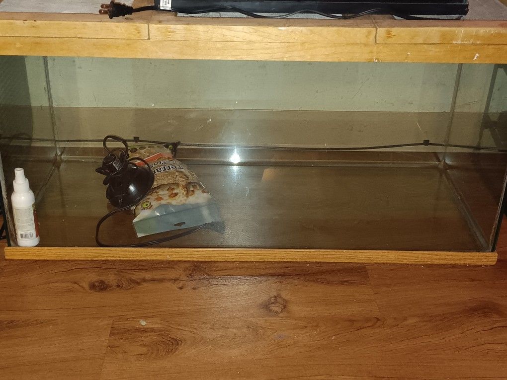 40 Gallon Reptile/Fish Tank