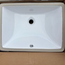Undermount Bathroom Sink in White Ceramic