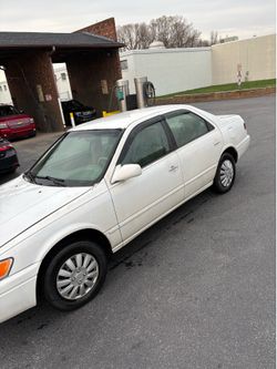 2000 Toyota Camry