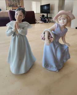 Pair Of Fine Vintage Porcelain Sculptures Lladró Style