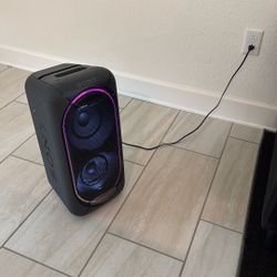 2 Sony Speaker Party Chain 