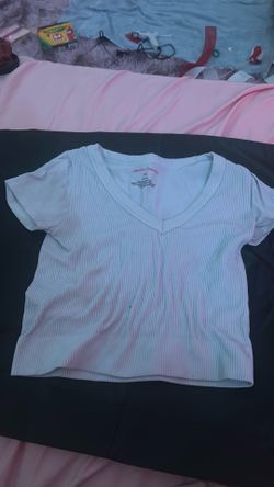 White crop top size M/L