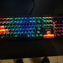 red dragon 100% keyboard 