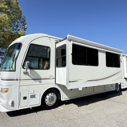 2006 Alfa Gold See Ya 400HP Diesel Pusher W/ 3 Slides