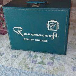 Vintage Ravenscroft 1980s beauty school case with books, personal notes, and supplies