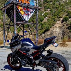 2023 Kawasaki Z900 ABS Fully Moded Clean Title 