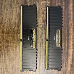Corsair Vengeance LPX 16gb(8gbx2) DDR4 RAM Black