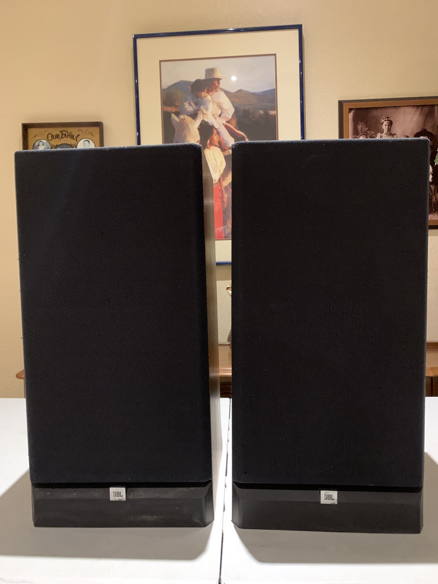 VINTAGE JBL FLOOR SPEAKERS