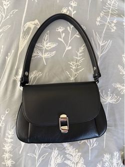 Black Calvin Klein shoulder bag