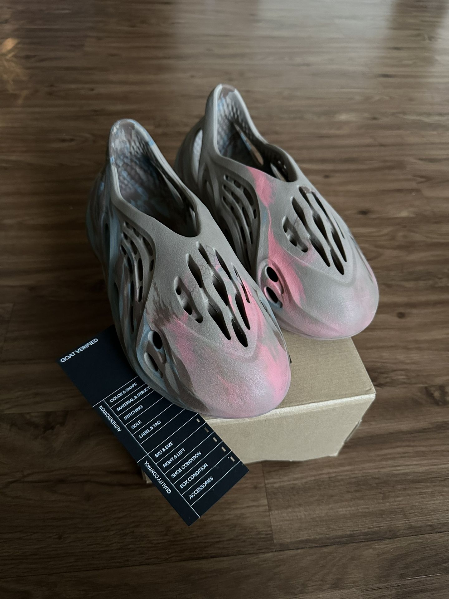 Take A Look About Foam Runner Size 9