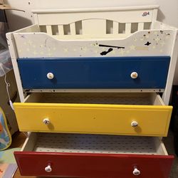 Kids changing station - Free