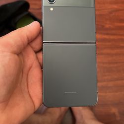 Galaxi Flip 4