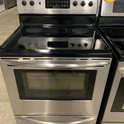 Frigidaire Used Electric Stove Working Perfectly 4 Months Warranty 