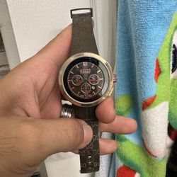 Gucci Gold watch 