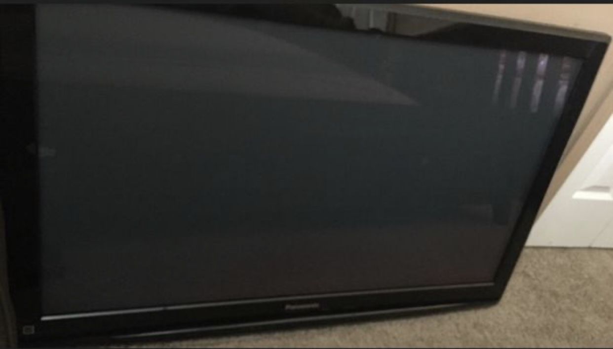 Panasonic 42” tv