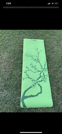 Brand new yoga mat!!! Great and thick quality!!!