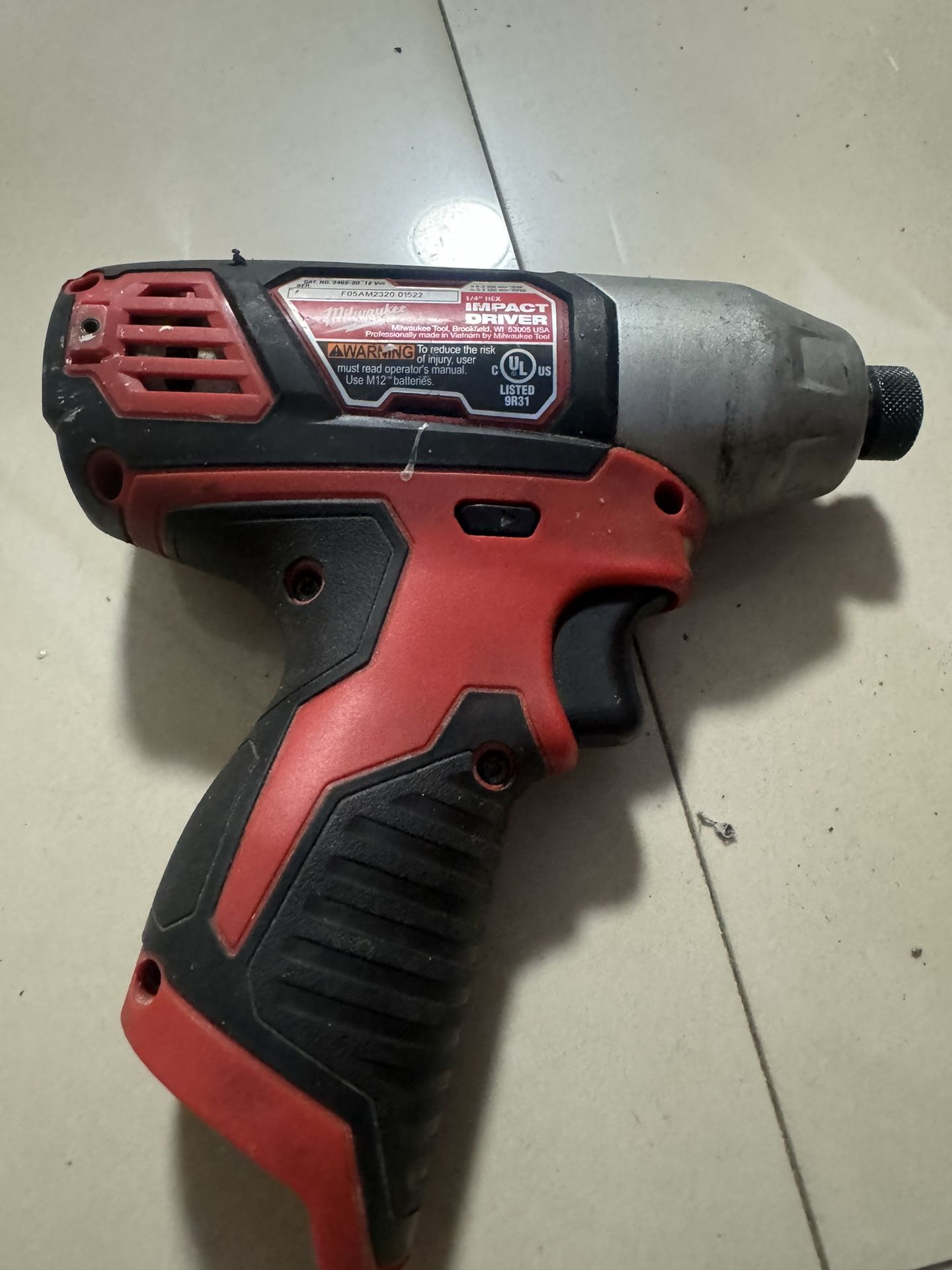 Milwaukee Impact Driver 12v