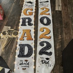 Graduation Banners And Sticks C/o 2022