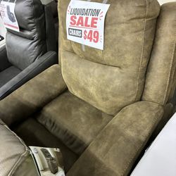 CloudZero Recliner Chair in Brown