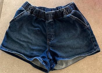 Girls size 10 shorts