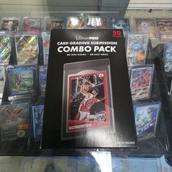 ULTRA PRO SUBMISSION SLEEVES