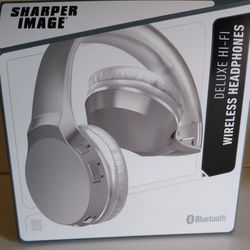 Sharper Image Deluxe Hi-Fi Wireless Headphones