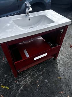 UBath Sink With Faucet 36”Lx18.5W