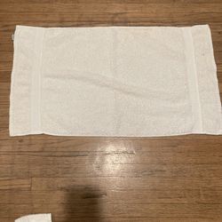 Salon White Towels