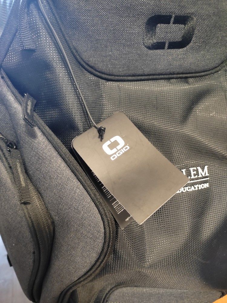 Ogio New Hatch Pack Large Backpack...Super Nice