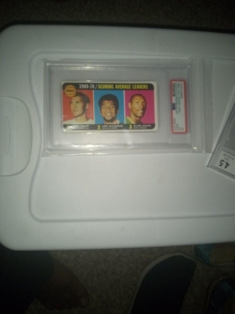 1970 TOPPS SCORING LEADERS #2 JERRY WEST LEW ALCINDOR (KAREEM ABDUL JABBAR) ELVIN HAYES . PSA 3 ...All Hall of Fa