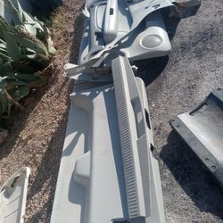 2007 Gmc Tahoe Inside Interior Plastic $60 For All