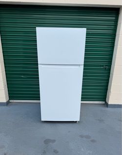 2024 model refrigerator household 18 cubics garage fridge freezer works excellent! (Free local delivery) $400 firm