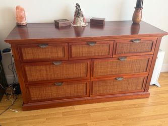 Bedroom Set   Pier 1    7/10