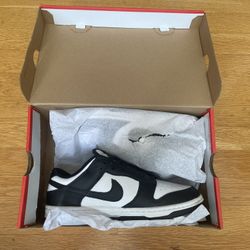 Nike Panda Dunk Low Deadstock/New Size 8.5