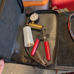 Mac Vaccum Pump Brake Bleeder 