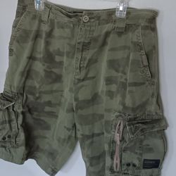 Vintage O'Neill Camouflage Shorts Size 36