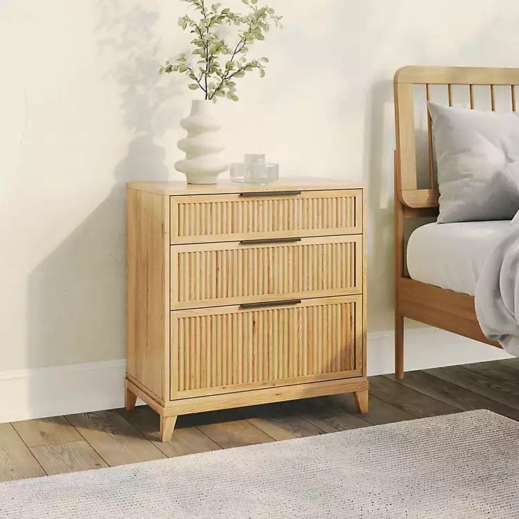 3-Drawer Natural Pine Solid Wood Transitional Reeded Dresser
