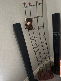 2 Speakers and metal rack