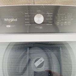 Whirlpool Top Load Washer with a 2-in-1 Removable Agitator