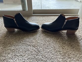 NEW Xena Women's Safety Shoes Size 9.5