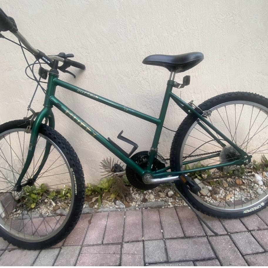 Huffy superia 15 speed mountain bike hotsell