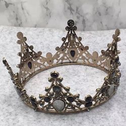 Crown 