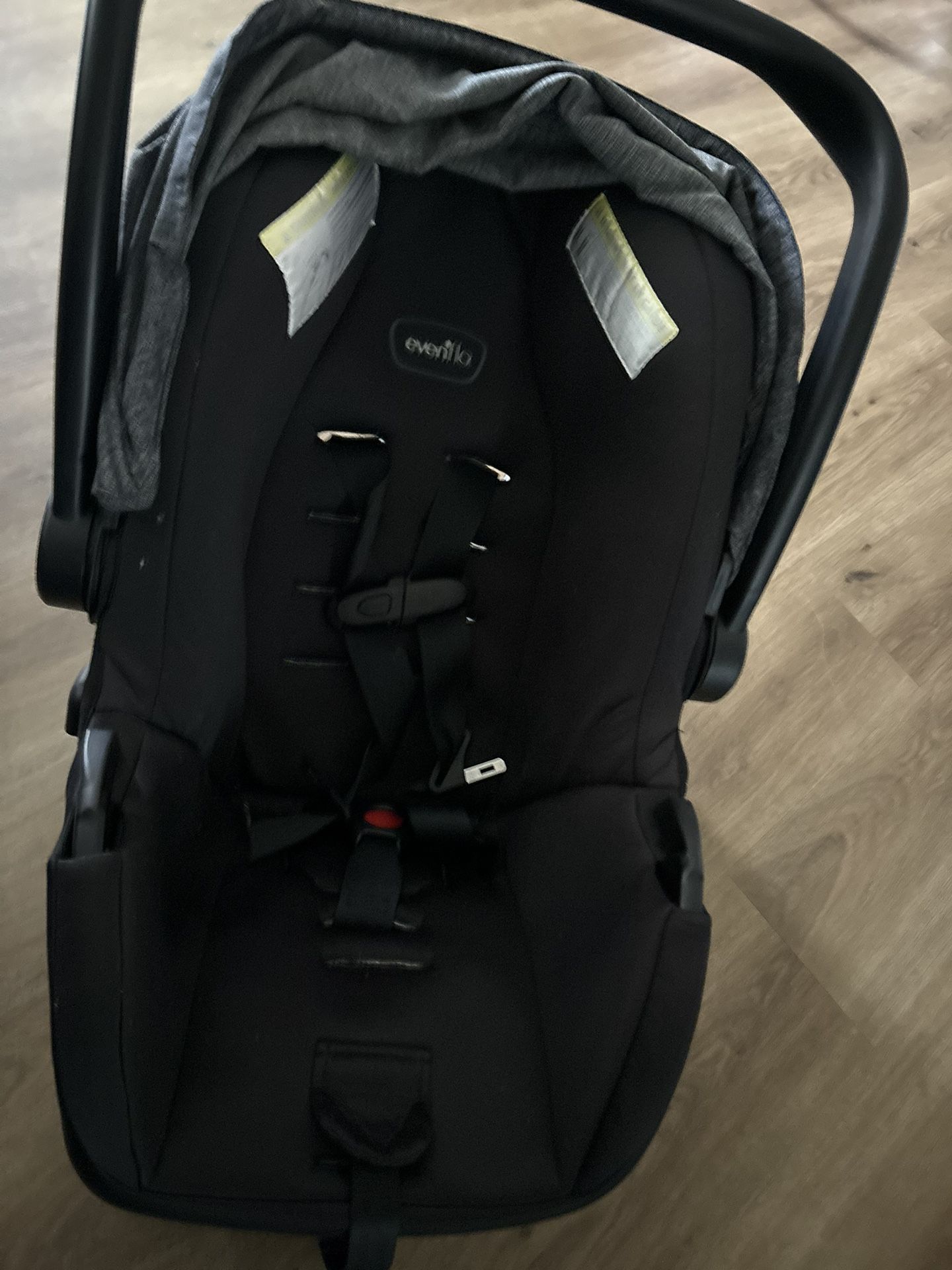 Even Flo Infant Car Seat Lite Max