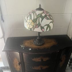 Tiffany Style Lamp And Chest Of Drawers