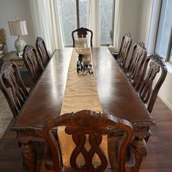 European Luxury Victorian Style Dining Table