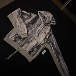 Men’s Camo Hoodie 