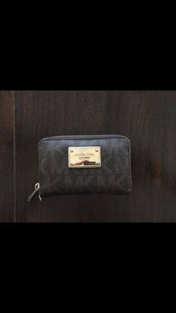Michael Kors wallet