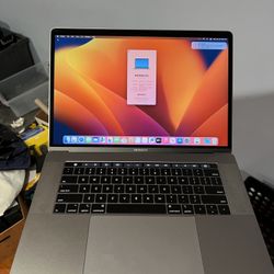 Apple MacBook Pro 15” 32GB Ram 2018