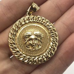 Gold Medusa With Cuban Border Pendant  10K