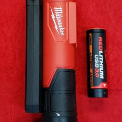 Milwaukee 2128-20 RedLithium USB Stick Light with Magnet and RedLithium USB 3.0 Battery - No Cable - Working